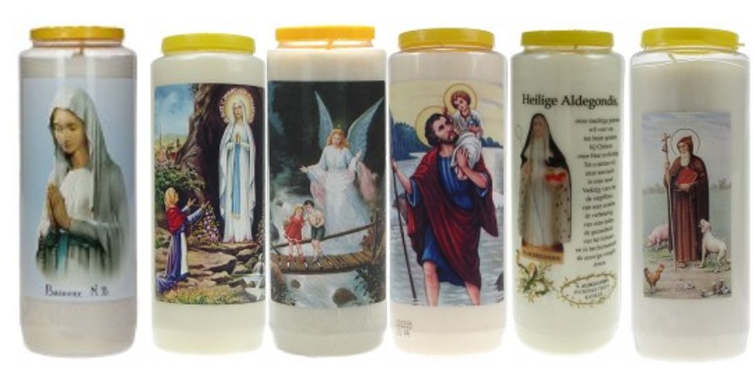 Bedrukte noveenkaars met religieuze afbeelding